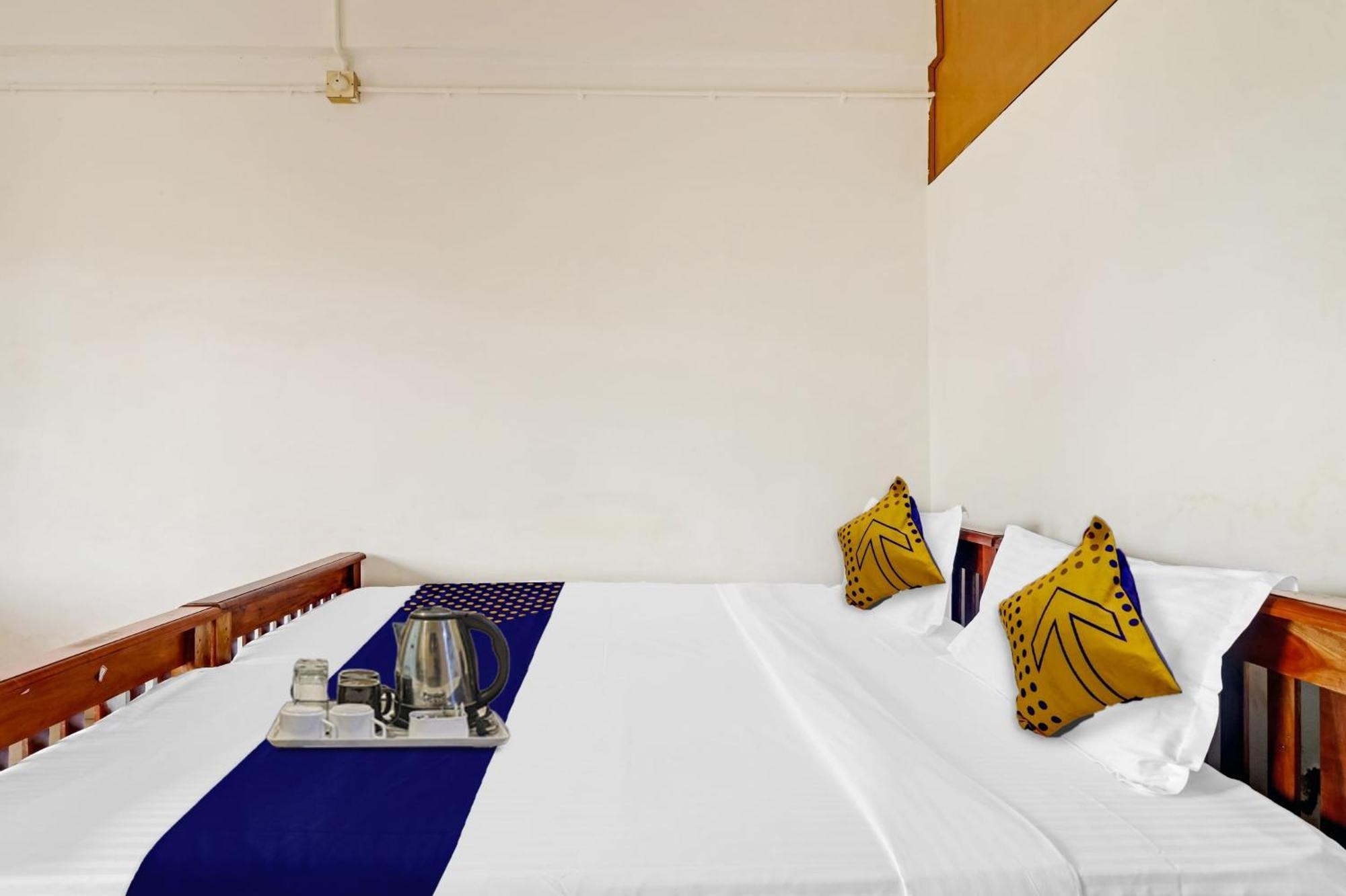 Spot On Jayesh Guest House Nashik Exterior photo